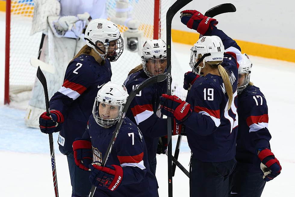 Ladies American Ice Hockey Team goes for the Gold