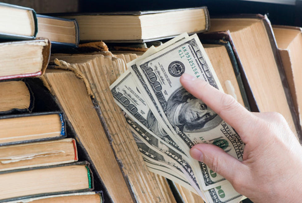 How Can Fast Colorado College Students Go Broke Buying Textbooks?