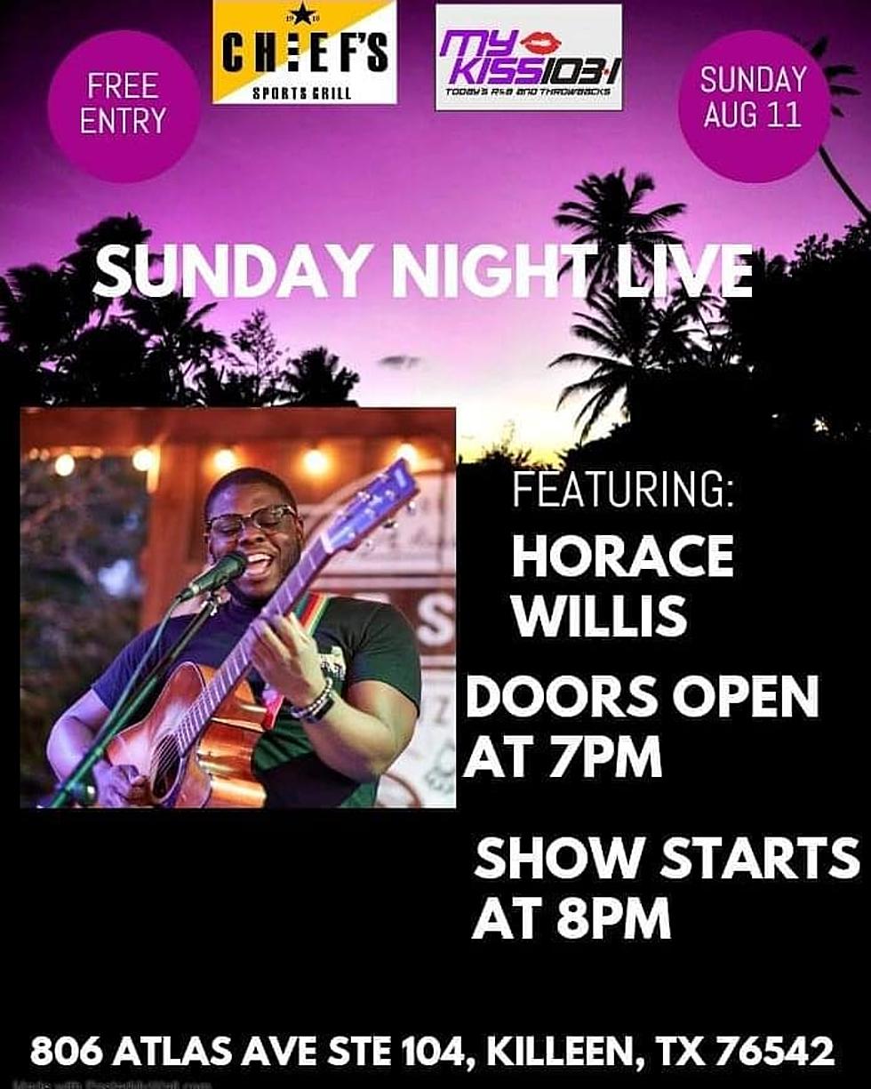 Horace Willis Takes Over The Sunday Night Live Stage At Chief’s Sports Grill