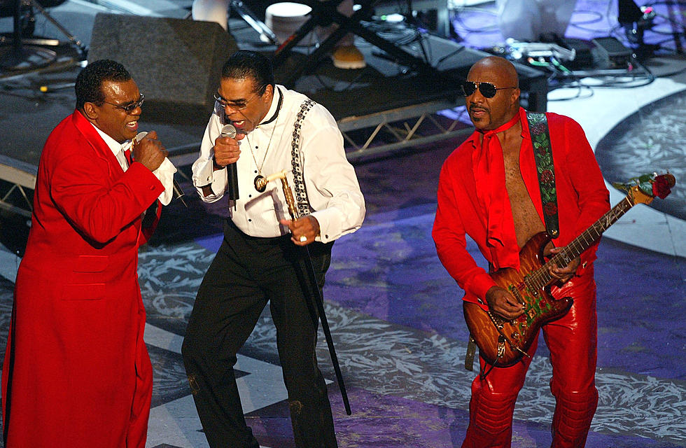 PICS: These Are the 10 Best Isley Brothers Songs