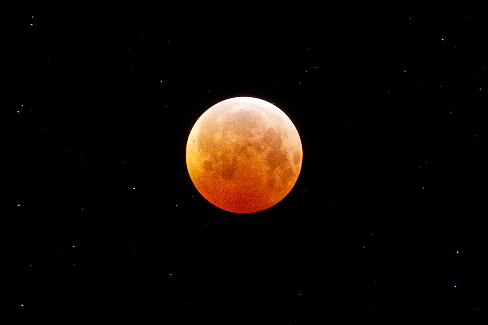 Texas Will Be Treated to a Beautiful Lunar Eclipse Wednesday Morning
