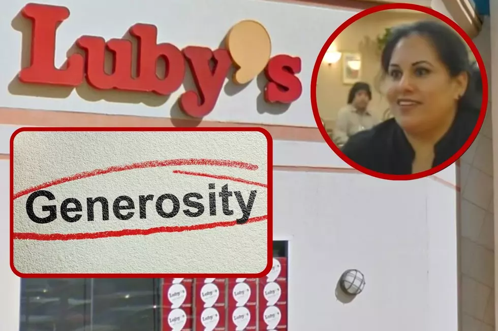 Thanksgiving Throwback: Texas-Sized Tip Changes Luby’s Server’s Life