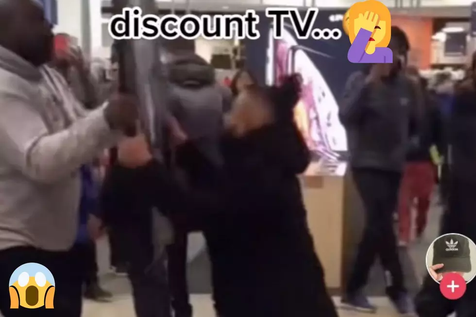 VIDEO: Fight! A Fights Breaks Out In Texas During Black Friday Sale