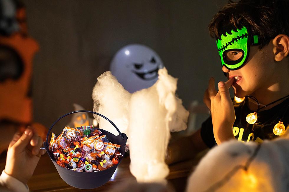 Trick Or Treat! Here Is Texas #1 Favorite Halloween Candy To Eat