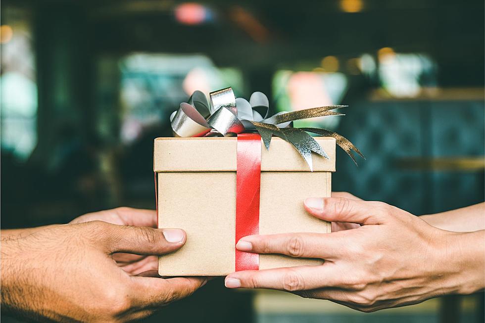 The Top 3 Perfect  Affordable Gifts To Give A Texans For Christmas