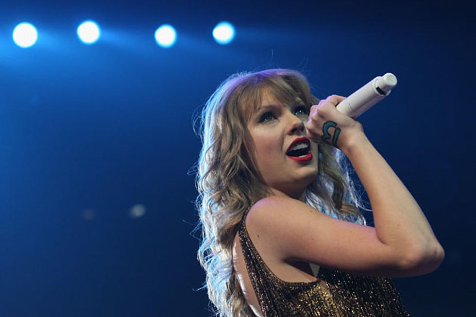 Taylor Swifts First No. 1 Hot 100 Single