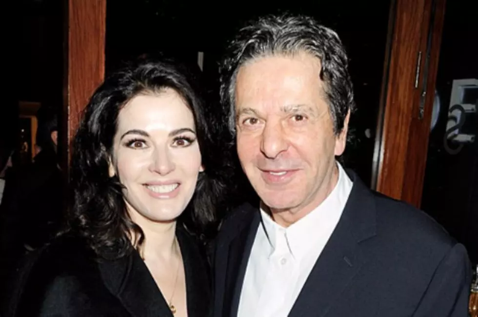 Police are Investigating after Nigella Lawson&#8217;s Husband Grabs her Throat in a Restaurant