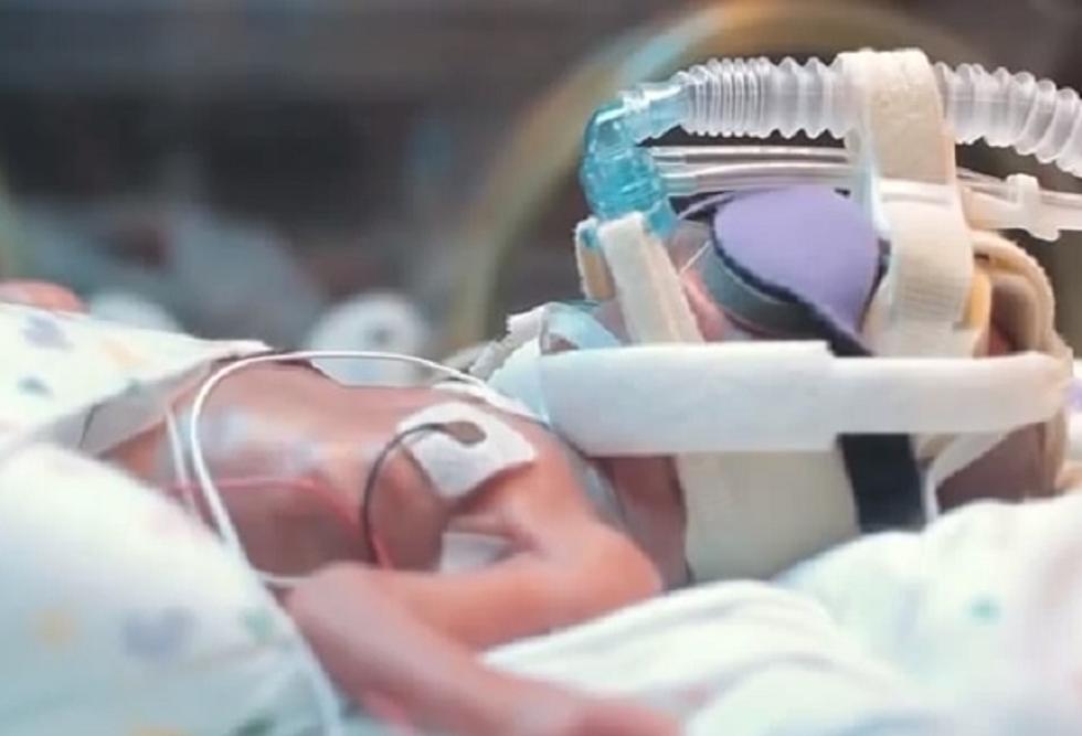 Father Records the Miracle of His Premature Son’s First Year