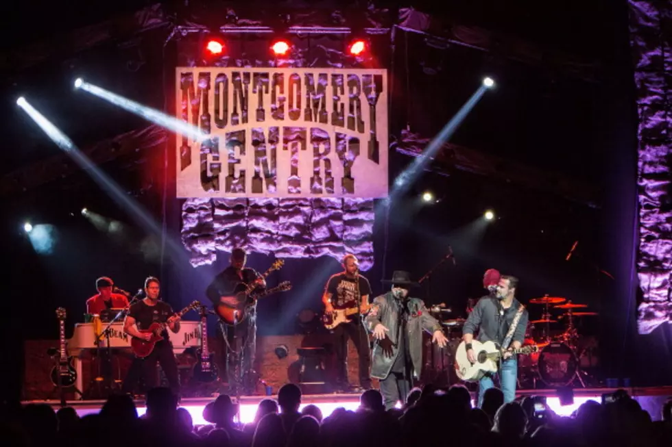 See Troy Gentry Share the Stage with Halfway to Hazard