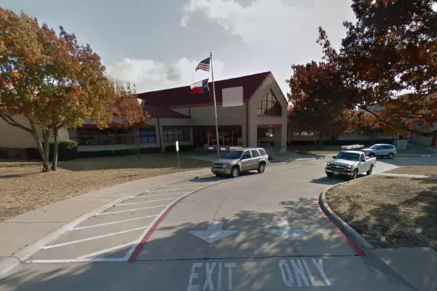 Texas Mother Upset Her Son Was Paddled at School