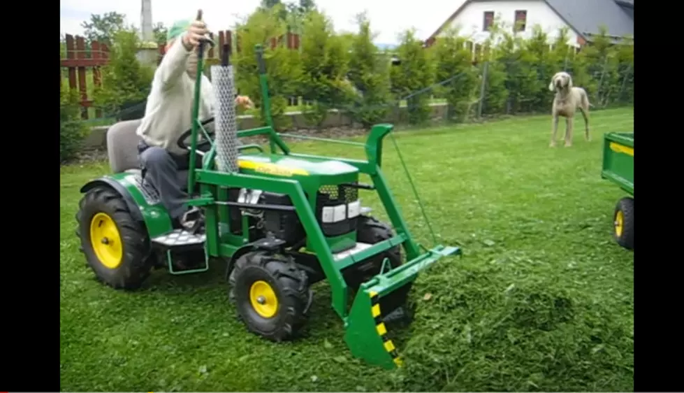 Kid-Sized John Deere Tractor Looks More Fun Than the Real Deal
