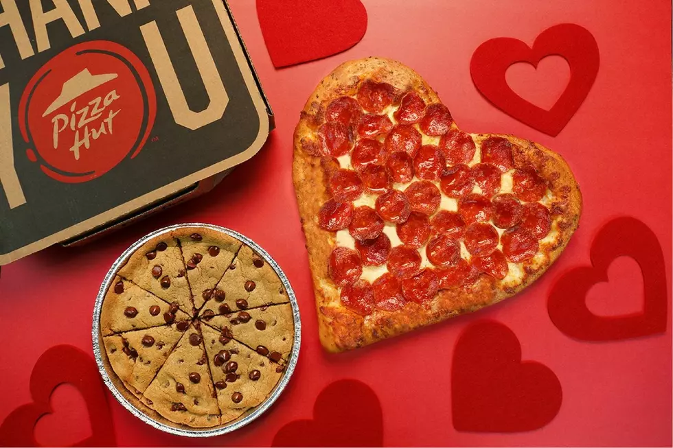 Heart Shaped Pizza is the Perfect Valentine&#8217;s Day Treat