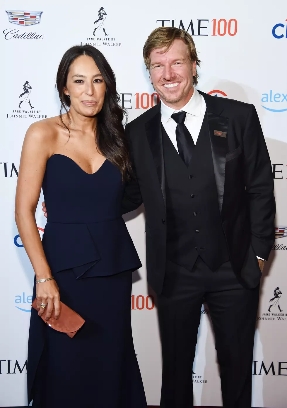Just How Big are Chip and Joanna Gaines?