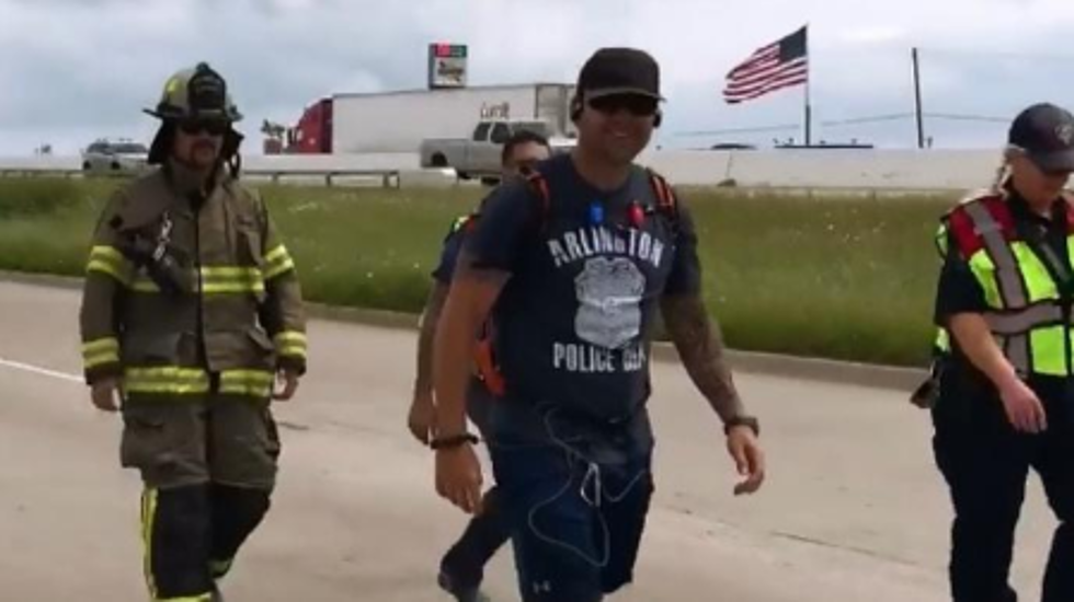 Texas Cop Walks From Dallas to Austin to Honor Fallen Police