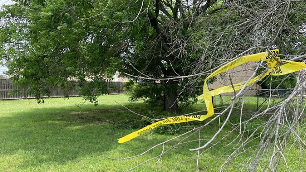 Woman’s Body Found Wrapped in Plastic Under Tree in Killeen