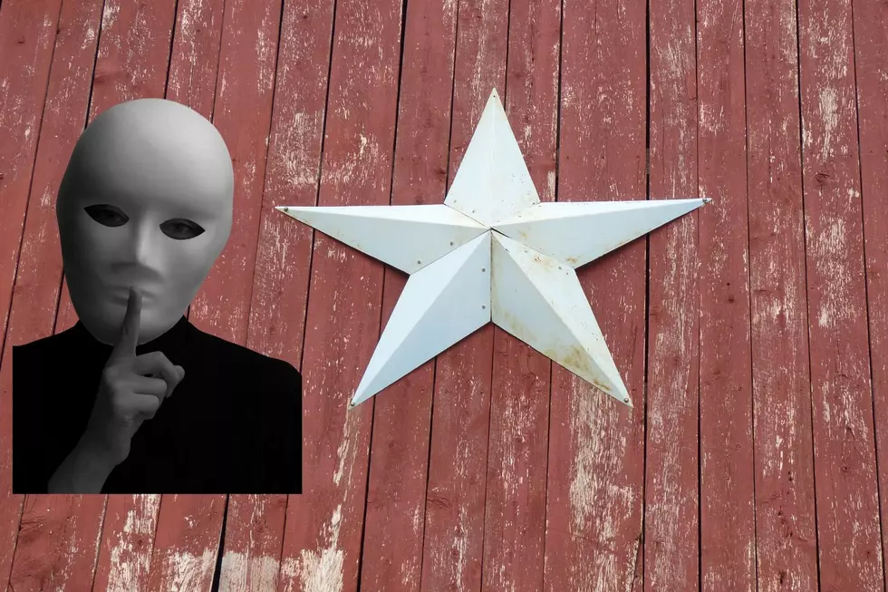 What&#8217;s The Secret Meaning to The Stars You See on Texas Homes?