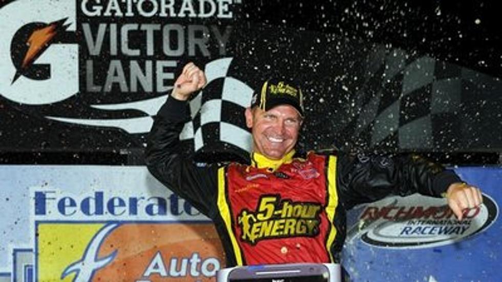 Bowyer wins at Richmond, Gordon squeaks into Chase