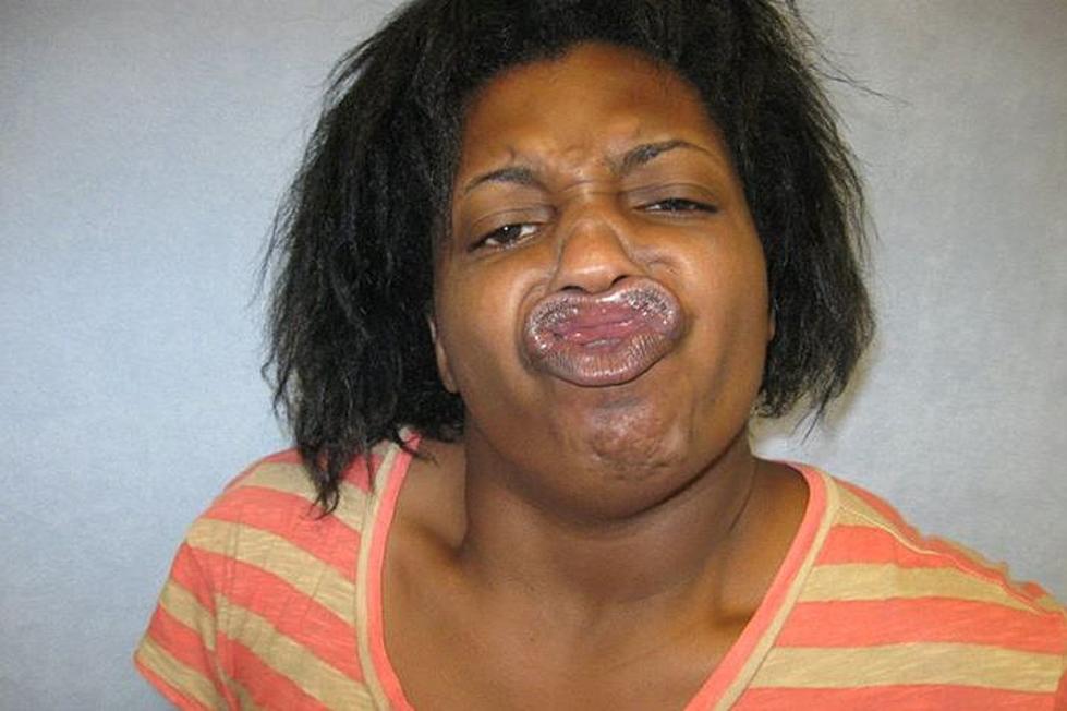 Woman’s Kissy Face Mugshot Goes into the Hall of Fame