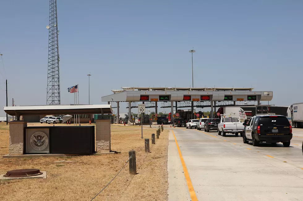 Border Agents Find Missing Texas Girl in Truck at Laredo Crossing