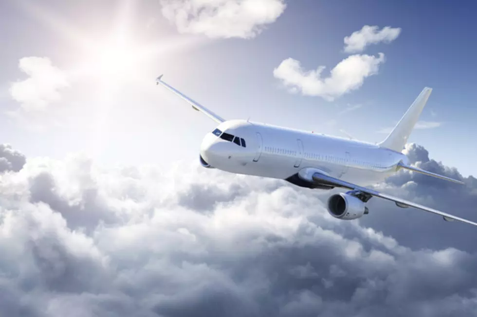 Passenger Leaves Sexist Note for WestJet Airline Pilot