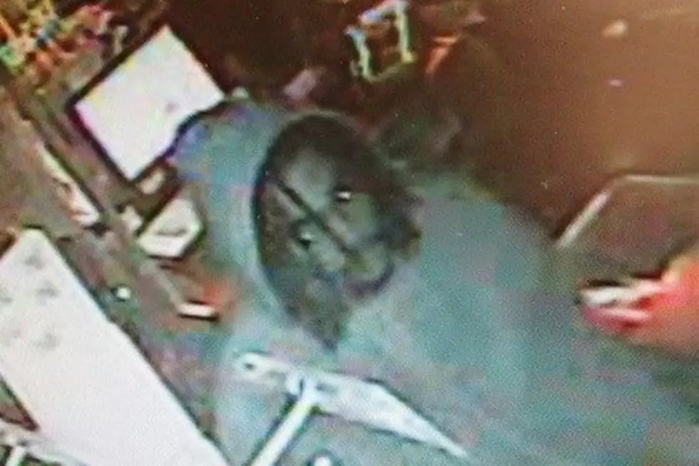 Lorena Police Searching for Convenience Store Burglars