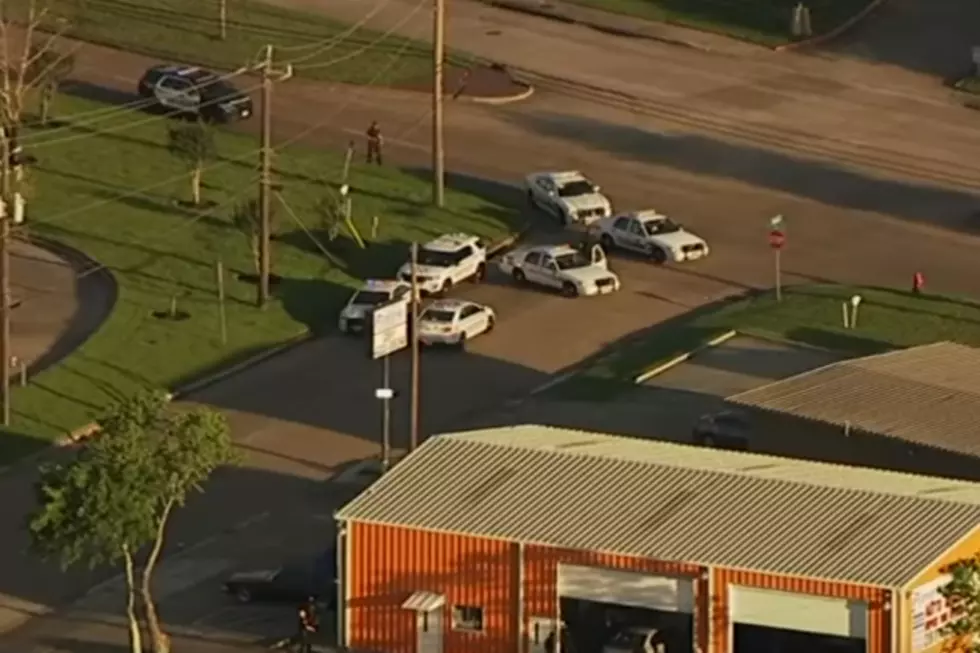 Texas Deputy Constable Fatally Shot Outside Courthouse