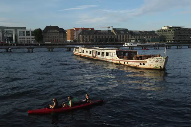 Tourist, 20, From Texas Drowns in German Capital