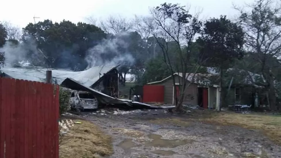 Texas Family Loses it All in House Fire
