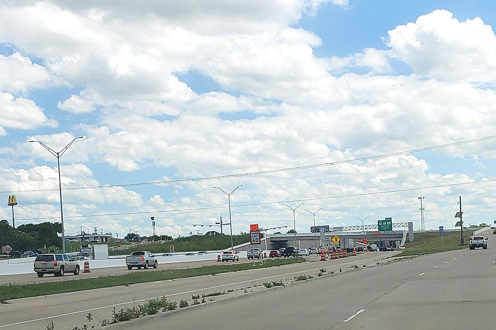 Southbound I-35 Moving at Snail’s Pace Friday Afternoon