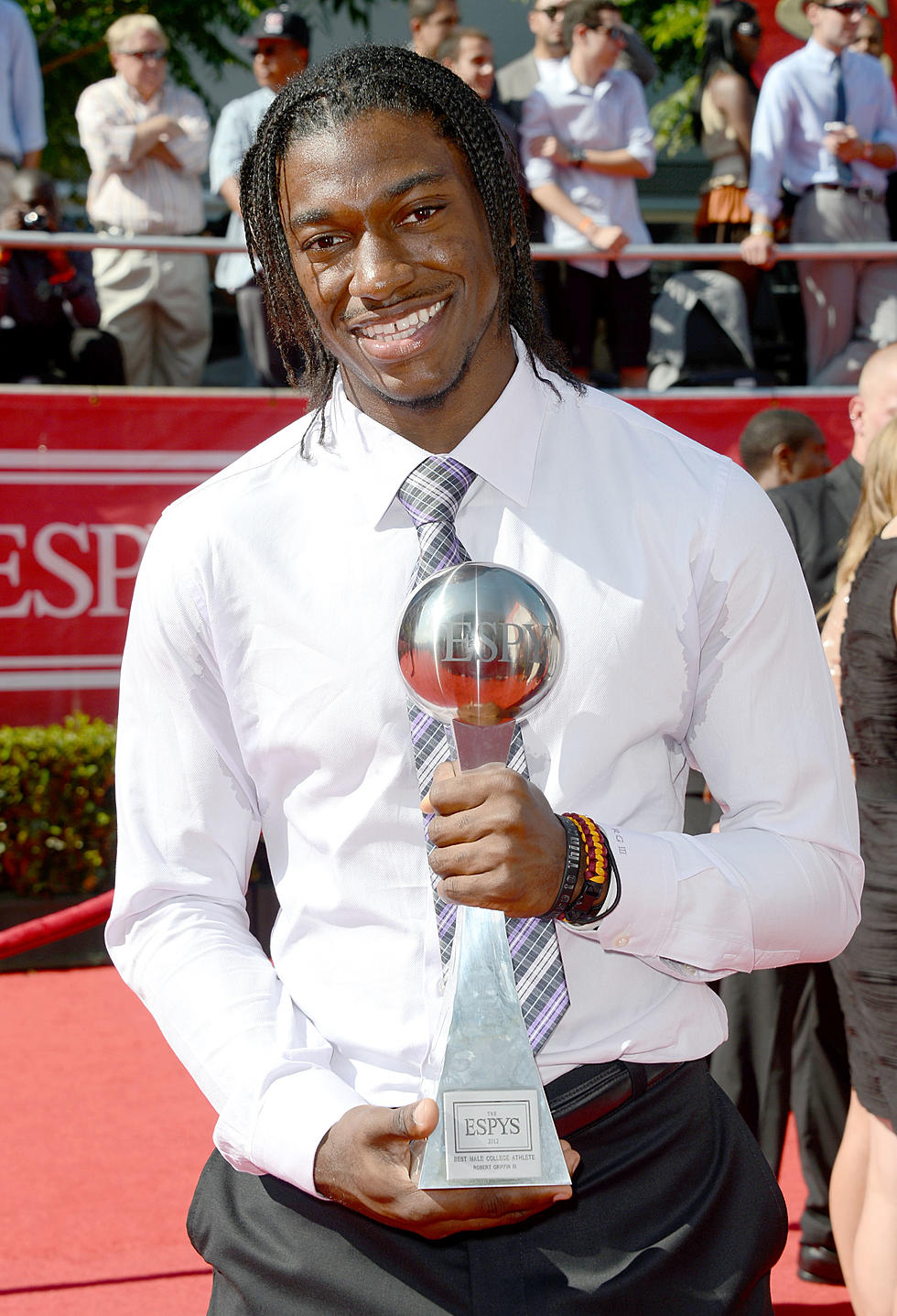 Former Baylor star, Robert Griffin III gets another NFL Shot with Baltimore Ravens