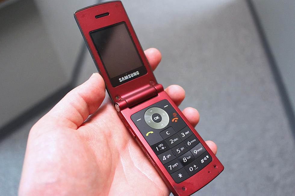 Would You Go Back to a Flip Phone?