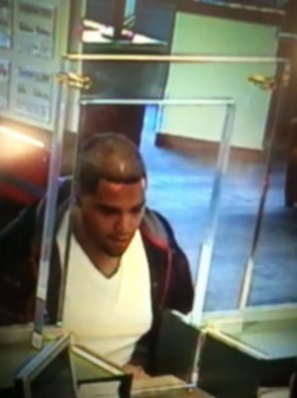Man Robs Bank After Foiled Attempt