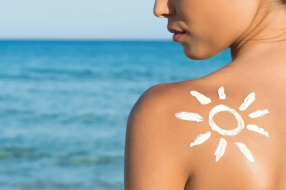 Consumer Reports Ranks Best Sunscreen