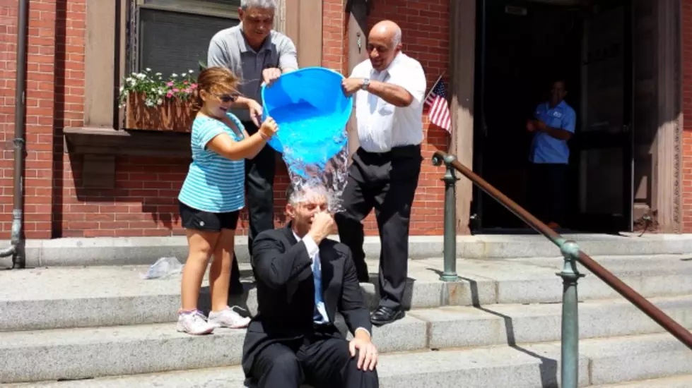 Mayor Jon Mitchell Takes The &#8220;Ice Bucket Challenge&#8221;