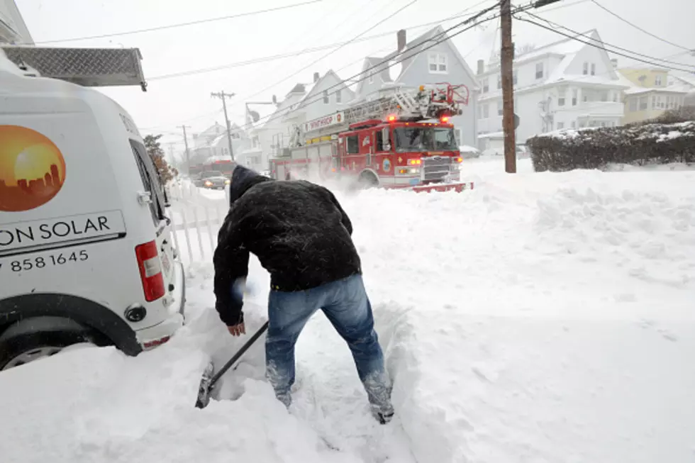 Blizzard Drops Two Feet Of Snow On New England, Travel Ban Lifted In Mass.