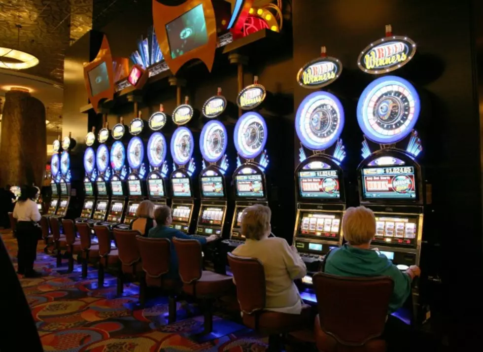 Stern Talks Limitations and No-Smoking At New Bedford Casino