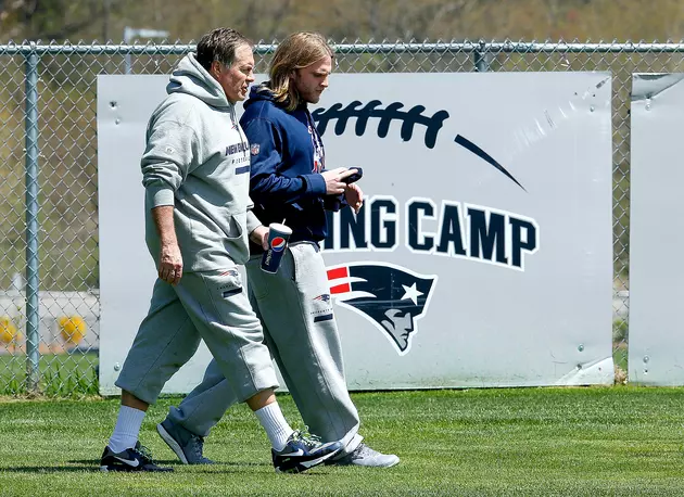Belichick Promotes Son To Safeties Coach