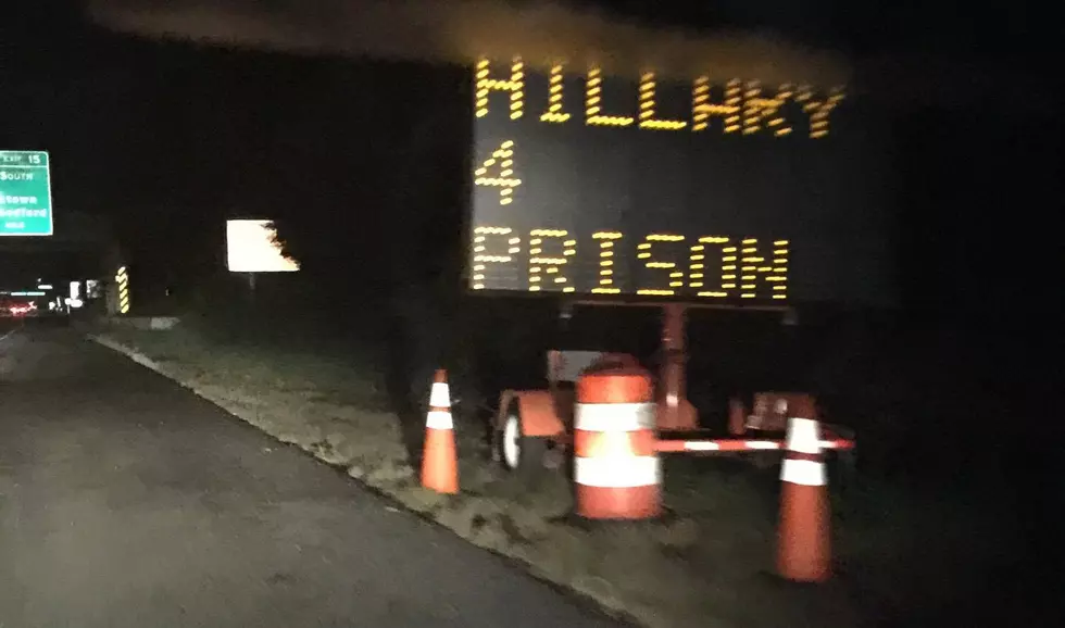 ‘HILLARY 4 PRISON’ Message Displayed on MassDOT Sign in New Bedford