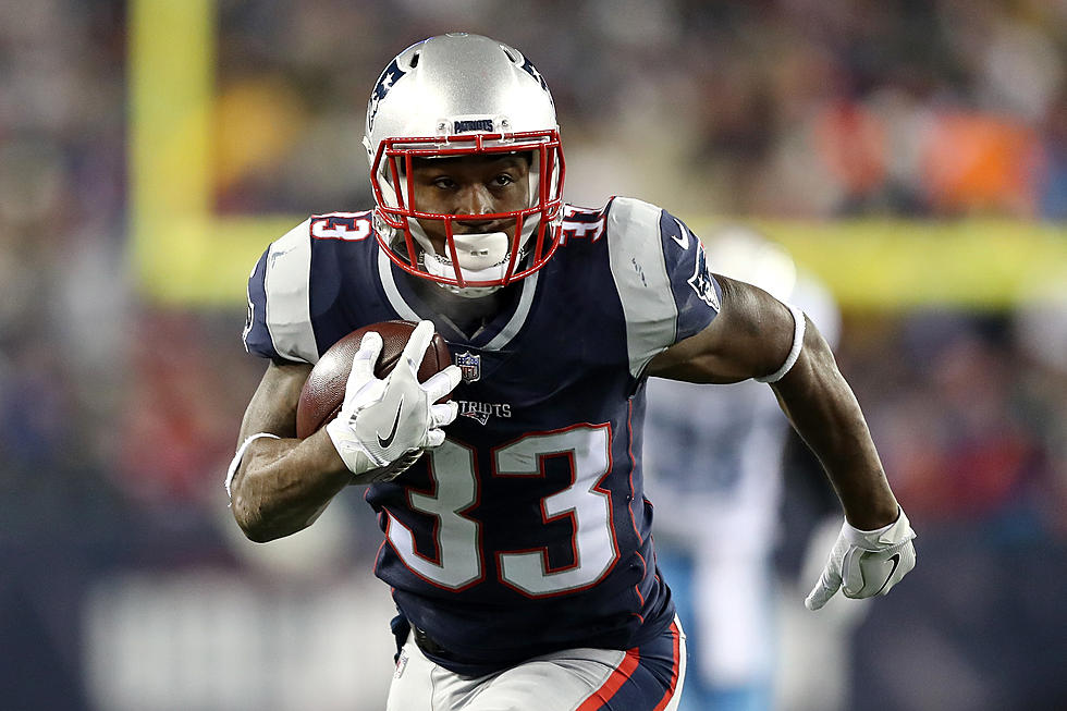 Report: Longshot That Dion Lewis Stays In New England