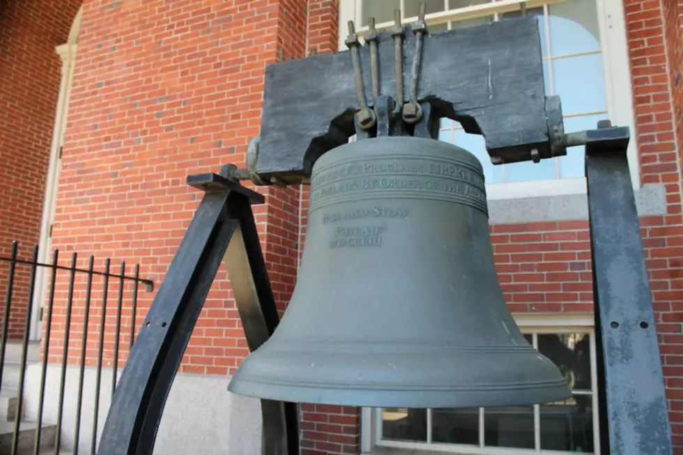 Beacon Hill's Own Liberty Bell Is on Vibrate [PHIL-OSOPHY]