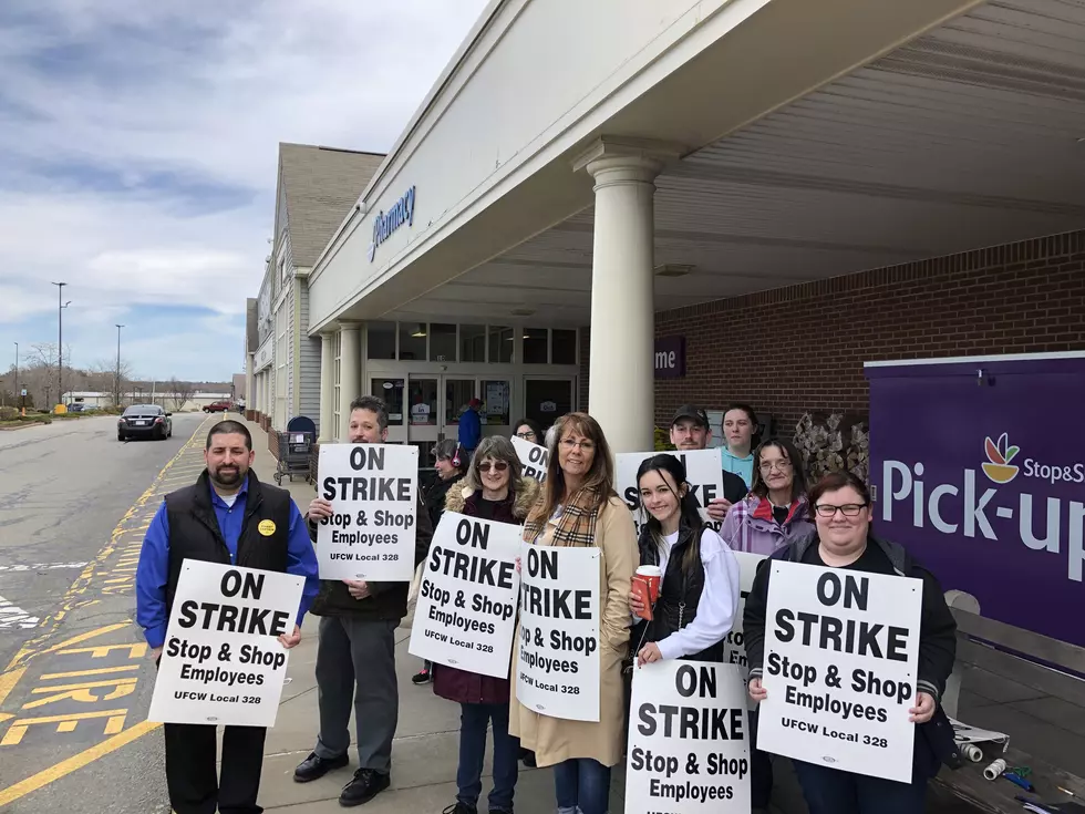 Strike Continues at Stop & Shop