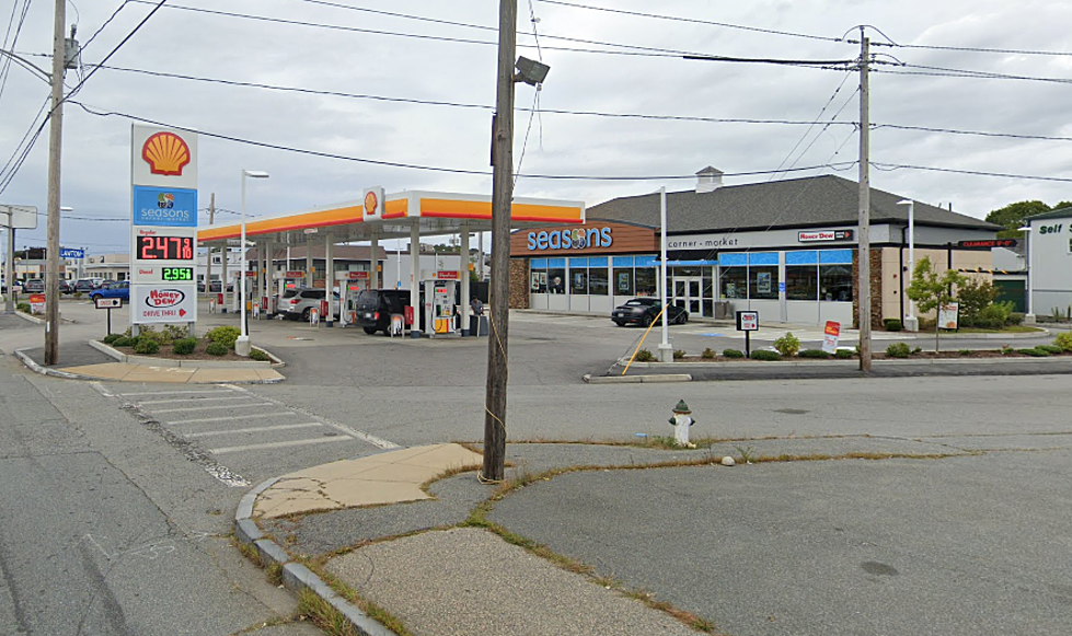 Seasons Corner Market in Fall River Robbed at Knifepoint