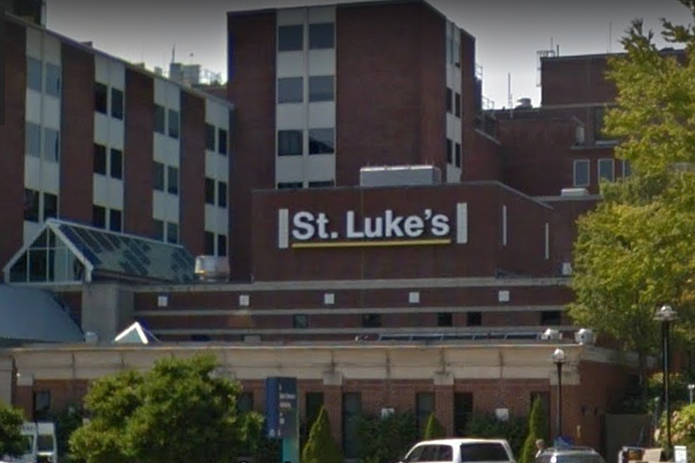 COVID-19 Vaccine Arrives at St. Luke's Hospital