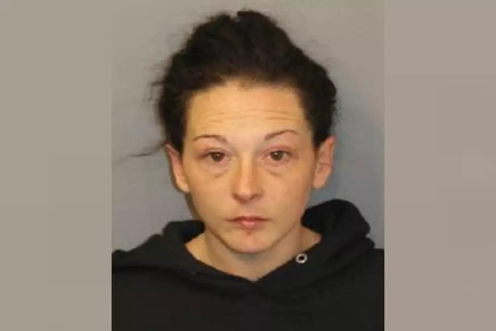 Fall River, Swansea Police Team to Arrest Woman With Gun, Crack