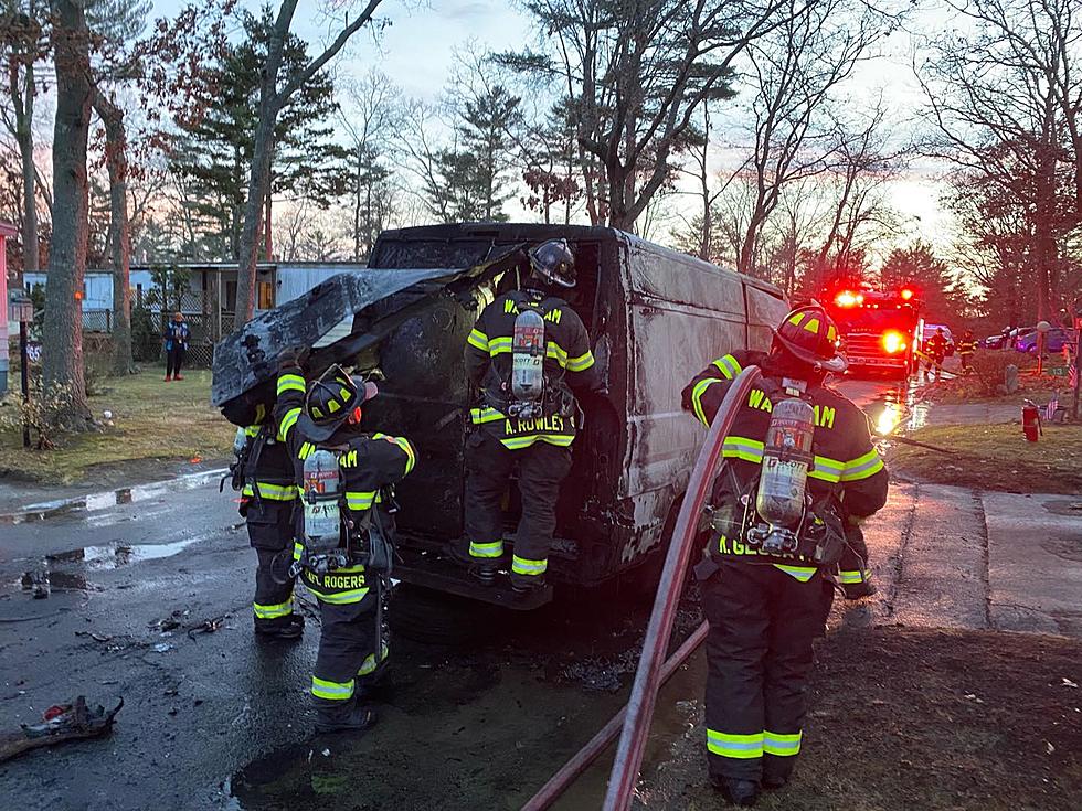 Firefighters Save Parcels in Delivery Van Fire
