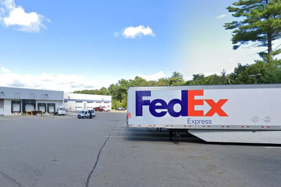 FedEx Driver Charged With Stealing Guns From Packages