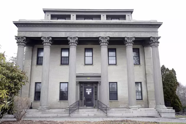 Look Inside This Historic New Bedford Mansion For Sale