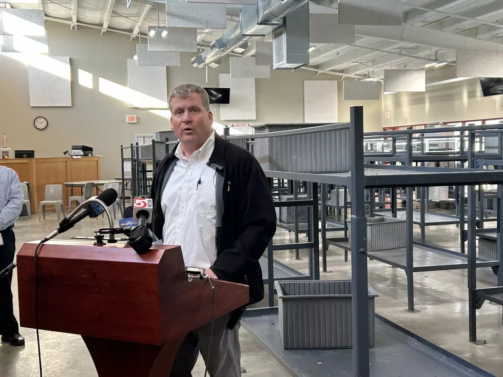 Heroux Hosts Ash Street Jail Tour