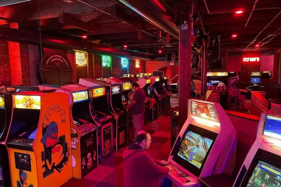 Taunton’s Former Pizzeria Uno Will Become Free Play Bar Arcade