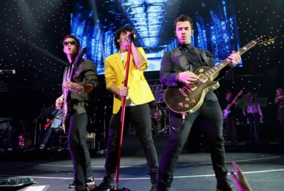 Watch The Jonas Brothers Cover Swedish House Mafia [VIDEO]